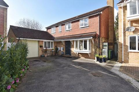 6 The Lynx, Cambridge, CB1 9GE