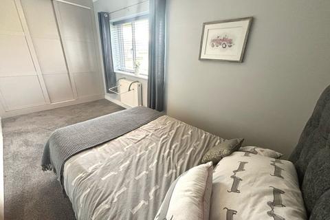 20 Broomfield, Clayton, Bradford, BD14 6PJ