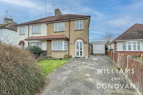 3 bedroom semi-detached house for sale, Lingfield Drive, Rochford