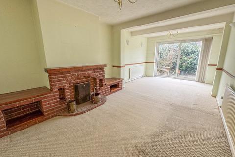 3 bedroom semi-detached house for sale, Lingfield Drive, Rochford