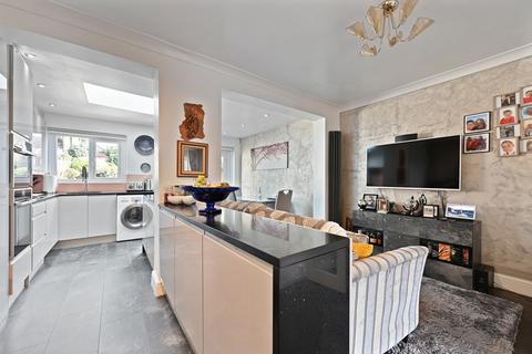 3 bedroom semi-detached house for sale, Belsize Road, Harrow