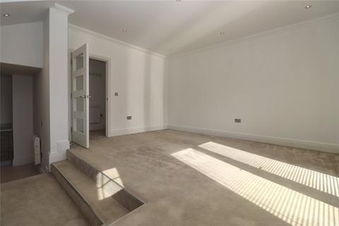 2 bedroom flat for sale, White Hart House, Woking GU22