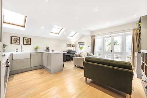 2 bedroom flat for sale, Furness Road, Fulham, London, SW6