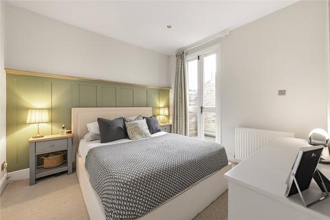 2 bedroom flat for sale, Furness Road, Fulham, London, SW6