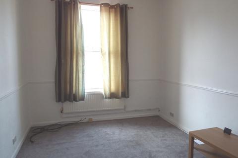 1 bedroom apartment to rent, Flat 3, 43 Louis Street