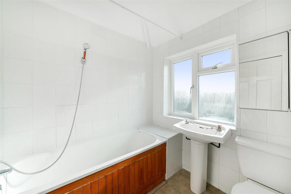 1 Tonfield Road - v WRYCQg MRuf9 O8 WYHt Ah.jpg