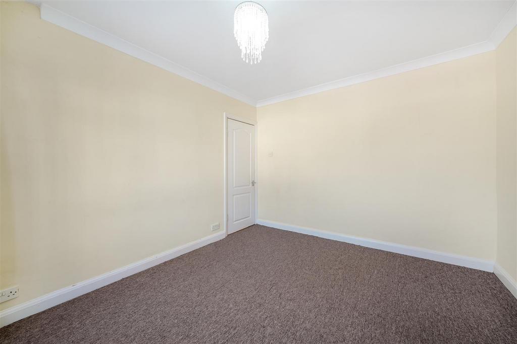 1 Tonfield Road - m VEQBpd3s Ma UOBi LSTf9.jpg