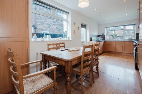 15 Berwick Avenue, Urmston, Manchester, M41 9QS
