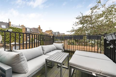 3 bedroom flat for sale, Munster Road, London, SW6