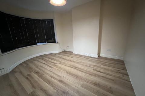 undefined, Windsor Avenue, Uxbridge