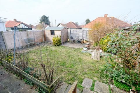 2 bedroom semi-detached bungalow for sale, Northfield Avenue, Orpington