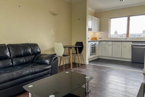 1 bedroom apartment to rent, Petersfield Mansions, Cambridge CB1