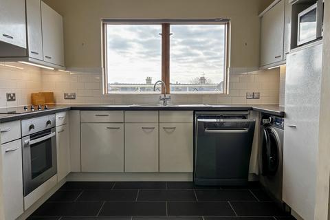 1 bedroom apartment to rent, Petersfield Mansions, Cambridge CB1