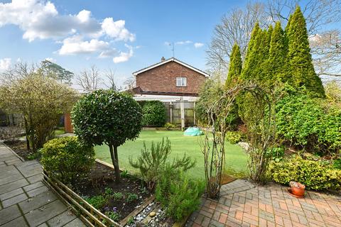 3 bedroom semi-detached bungalow for sale, Varney Close, Farnborough GU14