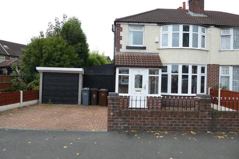 6 bedroom semi-detached house to rent, Yew Tree Road, Fallowfield, Manchester