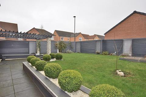 4 bedroom detached house for sale, Wetherby Close, Colburn