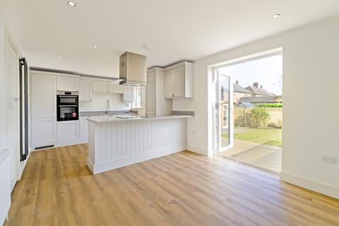3 bedroom semi-detached house for sale, Eaton Avenue, Handbridge