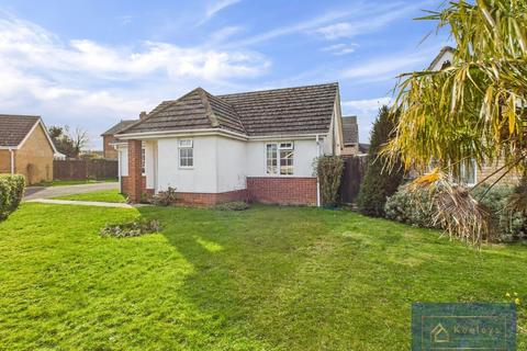 2 bedroom detached bungalow for sale, Hinton View, Haddenham, Ely