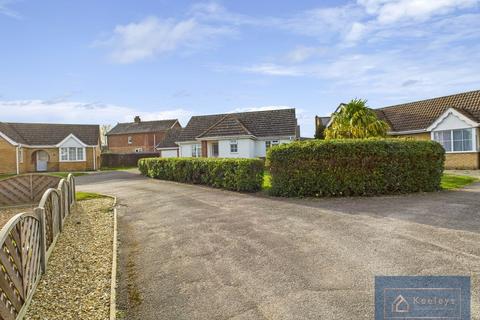 2 bedroom detached bungalow for sale, Hinton View, Haddenham, Ely