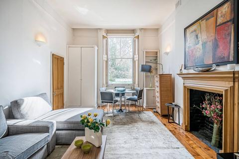 1 bedroom flat for sale, Queens Gate, South Kensington, London, SW7