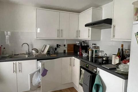 2 bedroom apartment to rent, Wastdale Road, London