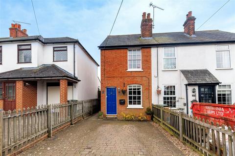 2 bedroom end of terrace house for sale, High Road, North Weald