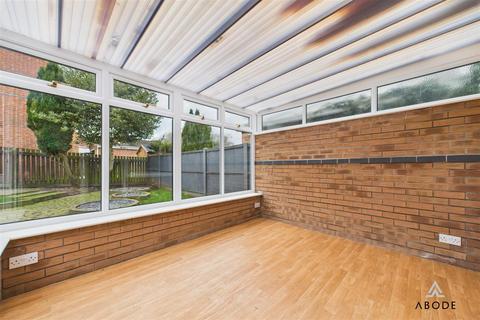 29 Ashbrook Close, Uttoxeter, ST14 8UL