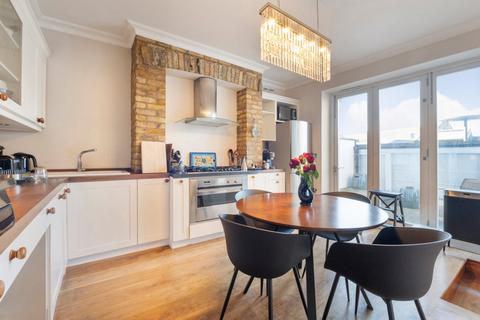 2 bedroom flat for sale, Holly Bush Vale, Hampstead Village, London