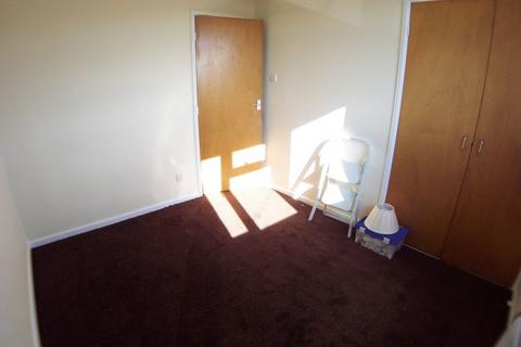 19 Woodbridge Lawn, Leeds, LS6 3LU