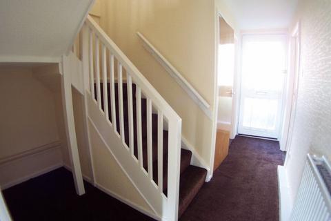 19 Woodbridge Lawn, Leeds, LS6 3LU
