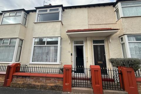 3 bedroom terraced house to rent, Lindale Road, Liverpool