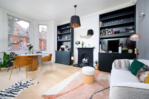 Flat 2, 220 Randolph Avenue, London, W9 1PF