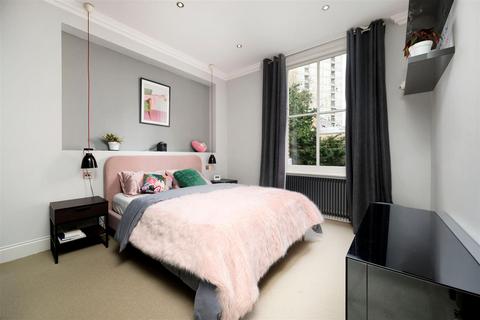 Flat 2, 220 Randolph Avenue, London, W9 1PF