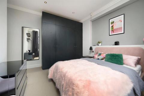 Flat 2, 220 Randolph Avenue, London, W9 1PF