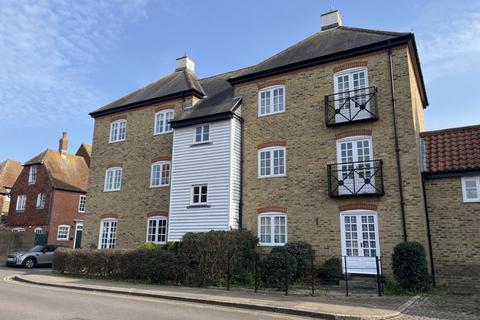 1 bedroom apartment for sale, Central Sandwich