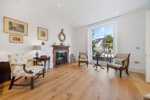 3 bedroom apartment for sale, Clifton Hill, St Johns Wood, London NW8