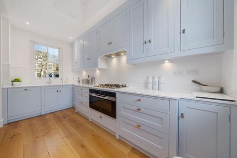 3 bedroom apartment for sale, Clifton Hill, St Johns Wood, London NW8