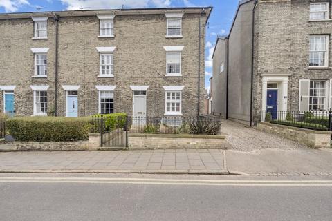 3 bedroom end of terrace house for sale, Well Street, Bury St Edmunds