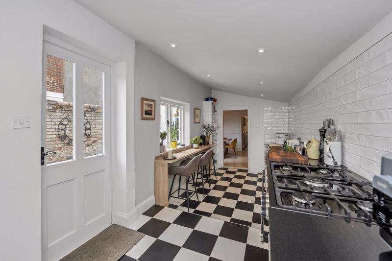 Kitchen/Breakfast