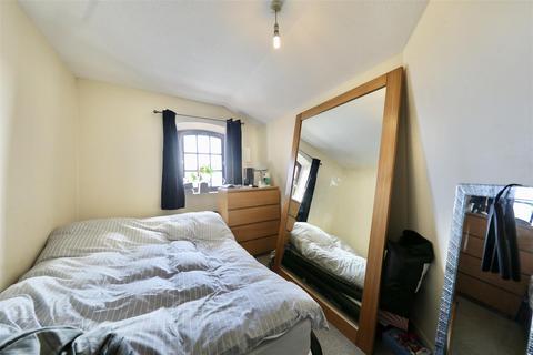 1 bedroom flat for sale, Kingston Street, Hull