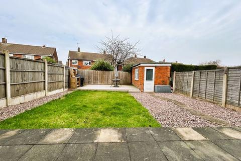 18 Dingle Road, Walsall, WS8 7ED