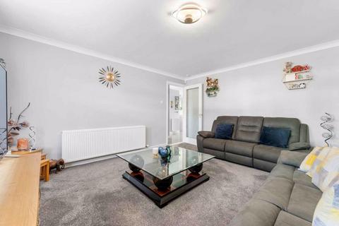 2 bedroom detached bungalow for sale, 17 Rysland Drive, Fenwick, KA3 6EY