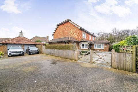 4 bedroom detached house for sale, Hawkinge