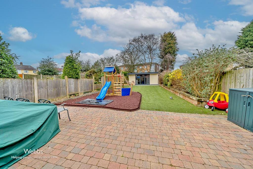 New © Webbs Estate Agents © (67 of 71).jpg