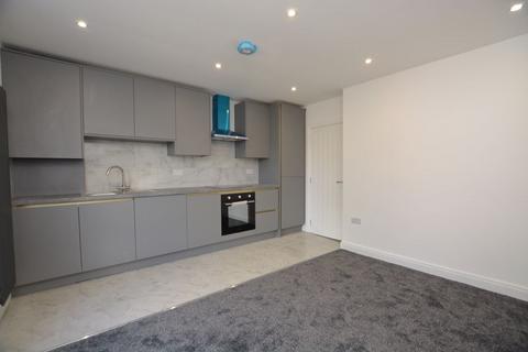 2 bedroom apartment to rent, Station Road, High Wycombe