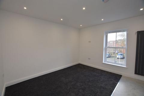 2 bedroom apartment to rent, Station Road, High Wycombe