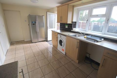 3 bedroom terraced house to rent, Broadway West, Walsall