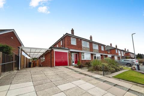 3 bedroom detached house for sale, Limefield Road, Smithills