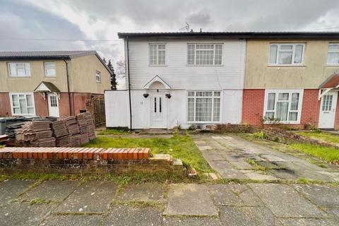 3 bedroom semi-detached house for sale, Williton Road, Luton