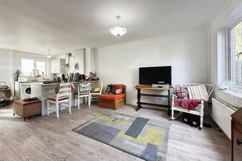 3 bedroom semi-detached house for sale, Lakeland Crescent, Bury
